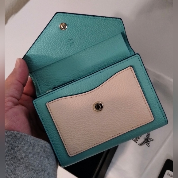 MCM Spektrum Camera Bag With MCM Blue Lagoon Wallet NWOT - Picture 10 of 16